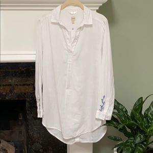 JAG Long Cotton L/S Top Embroidered Back Button